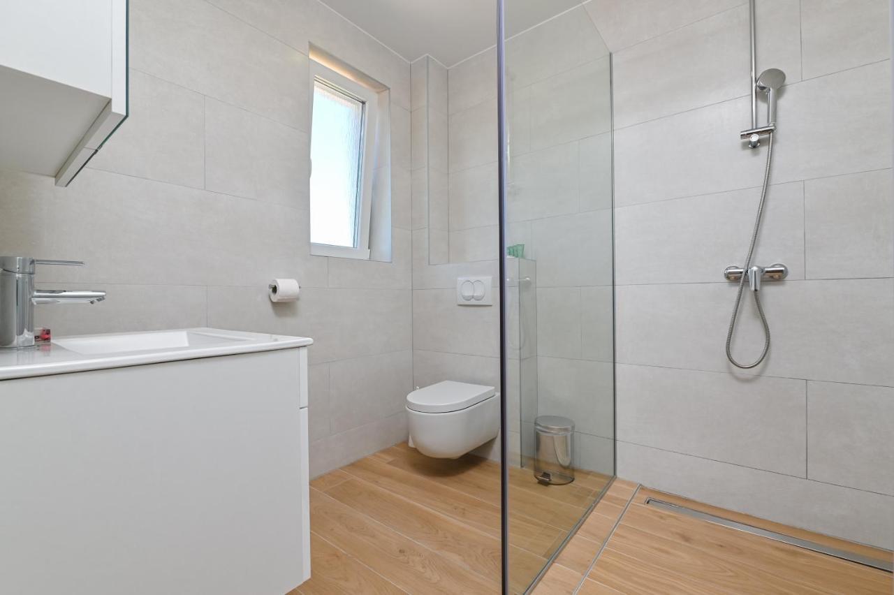 Pansion Comfort Lepar Novalja Exterior photo