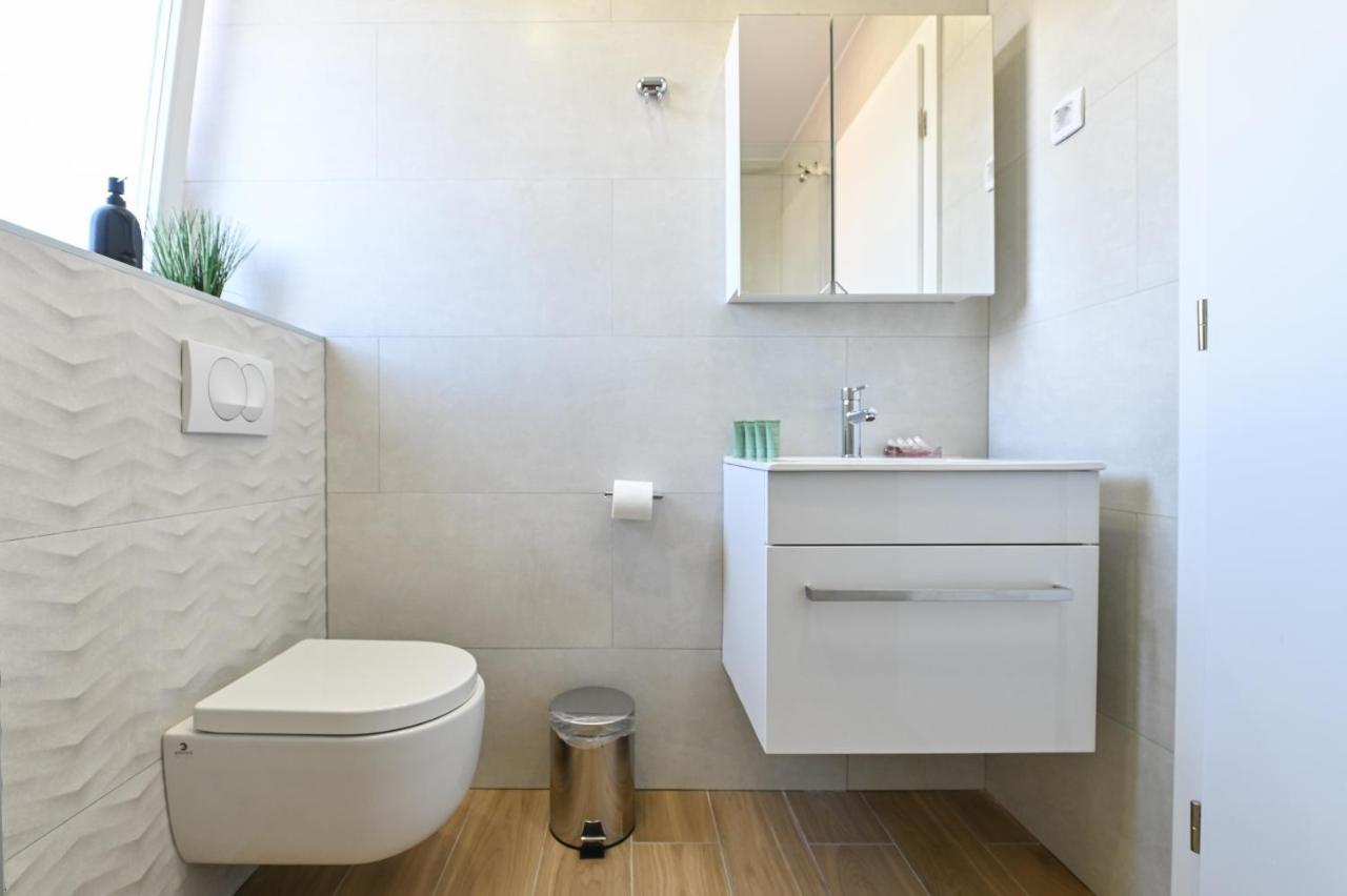 Pansion Comfort Lepar Novalja Exterior photo