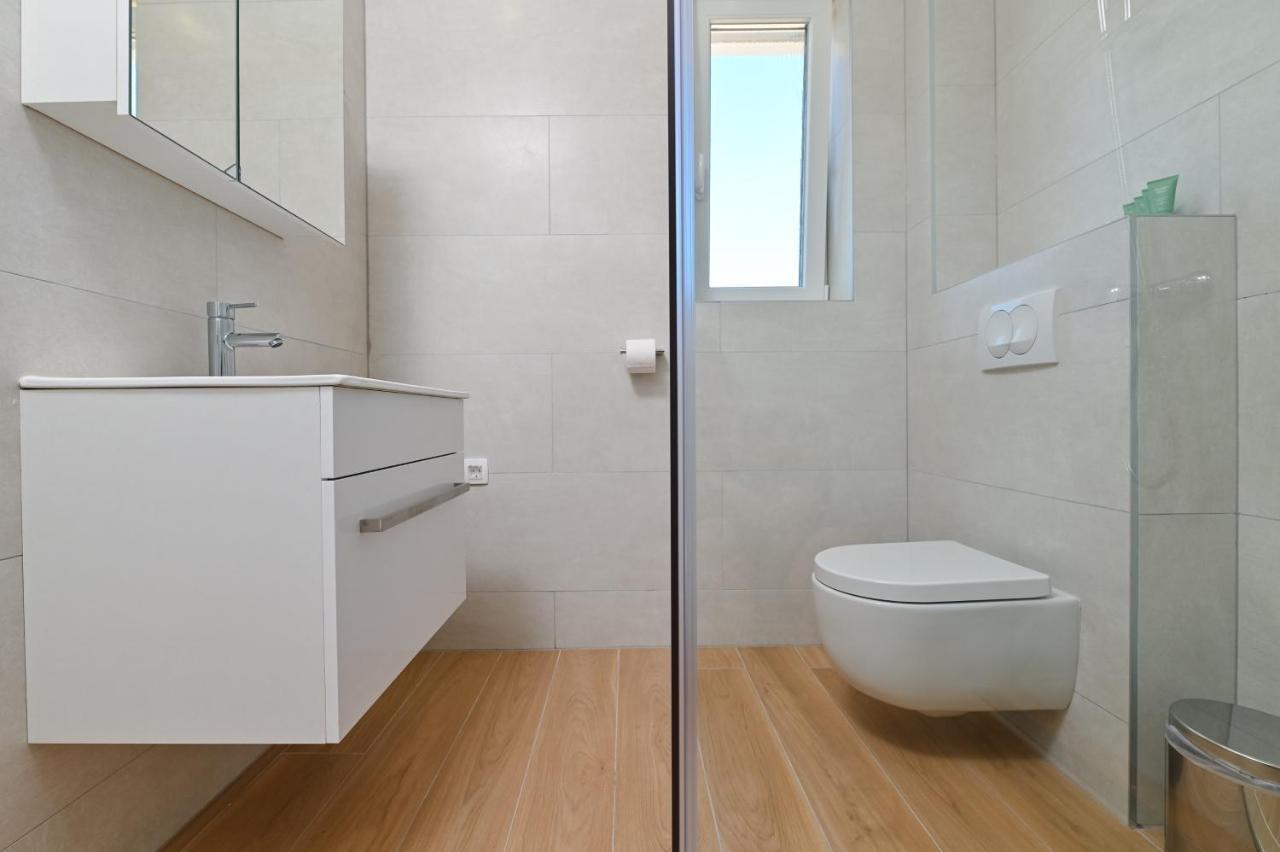 Pansion Comfort Lepar Novalja Exterior photo